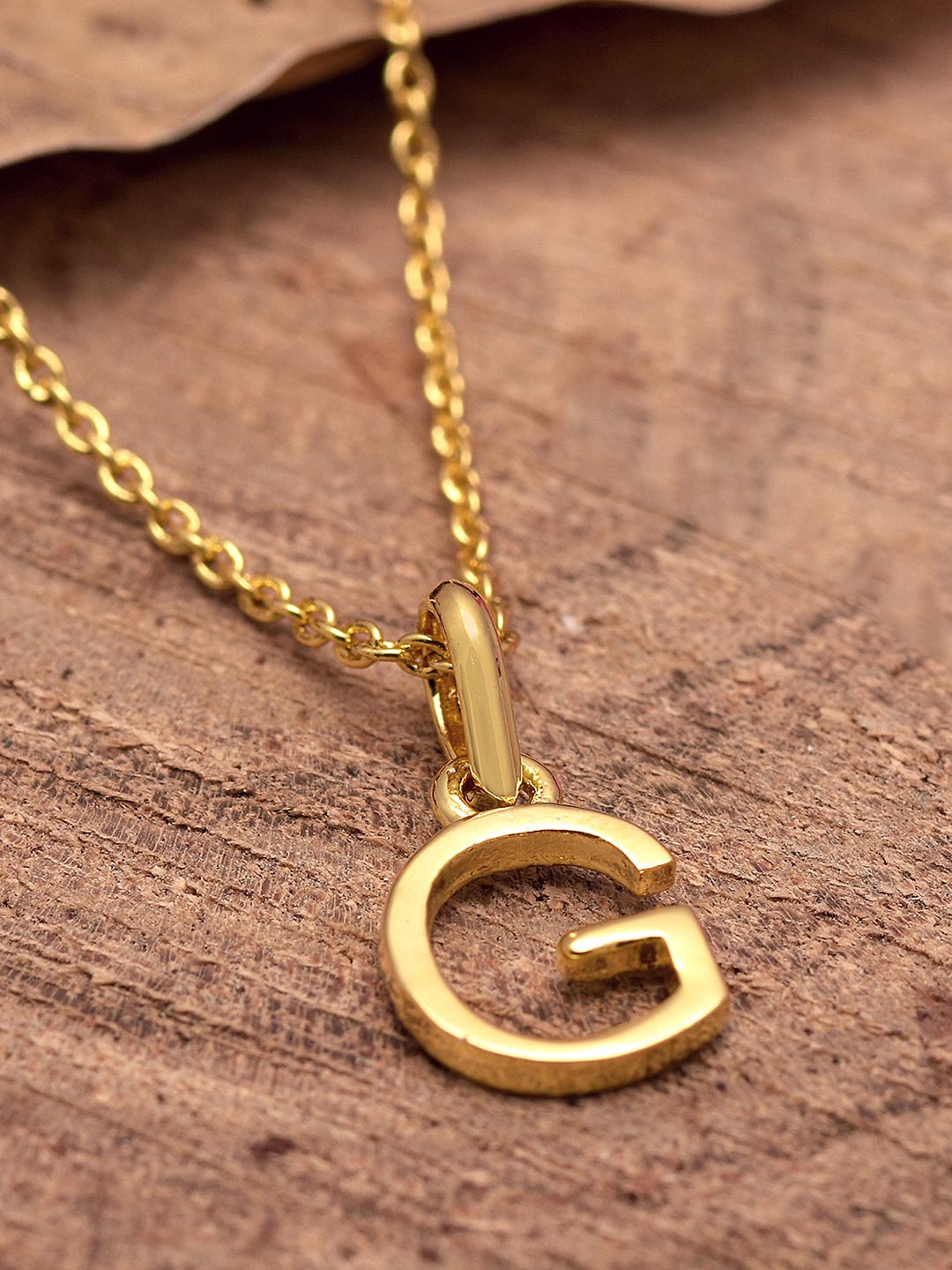 18 K Gold Plated G Pendant