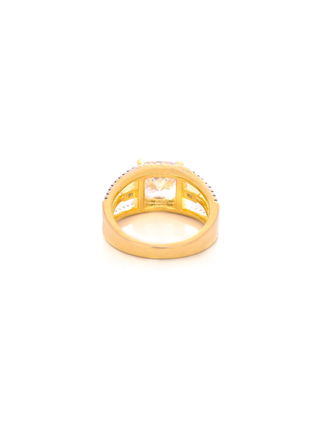 Contemporary International Diamonds Solitaire Ring